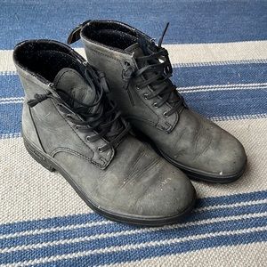 Blundstone original Lace Up Boots size 6